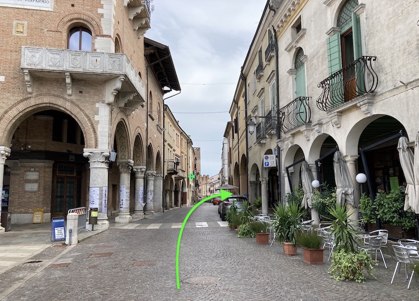 Via Carrarese a Montagnana, da Piazza Vittorio Emanuele II.